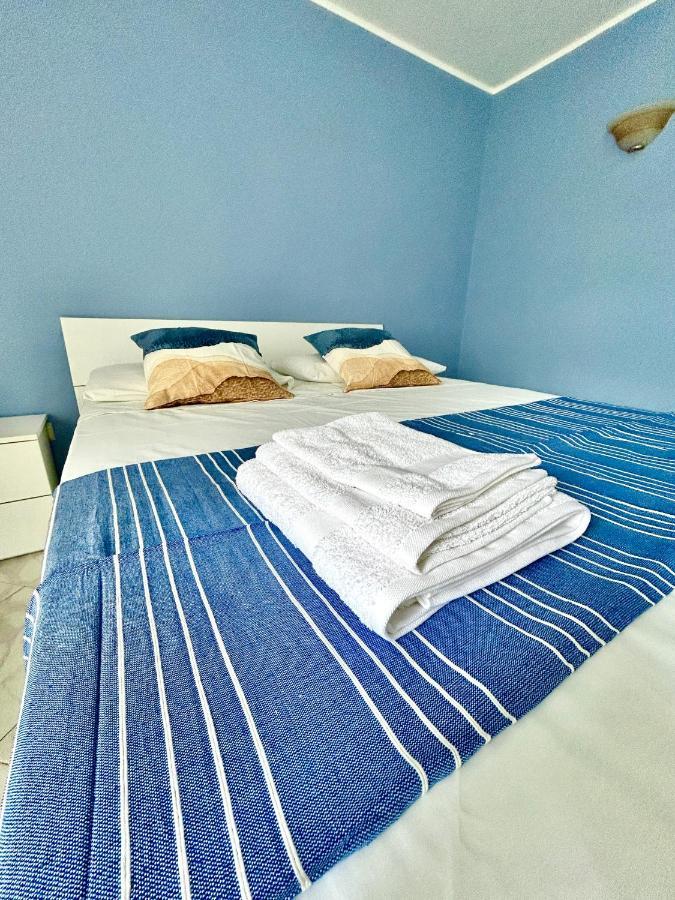 Santiago House Naples